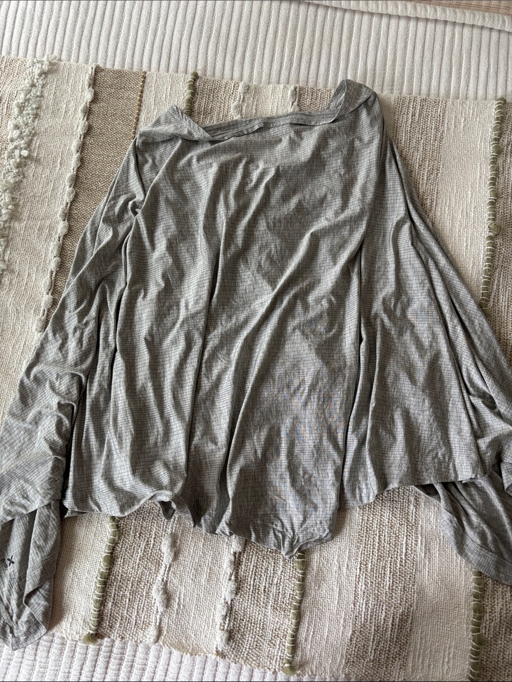 Bodily grey nursing cover